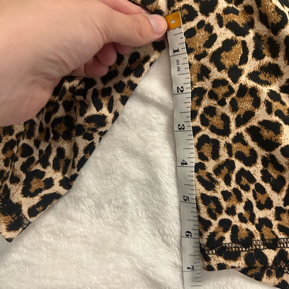 Cheetah biker shorts - Picture 2 of 8